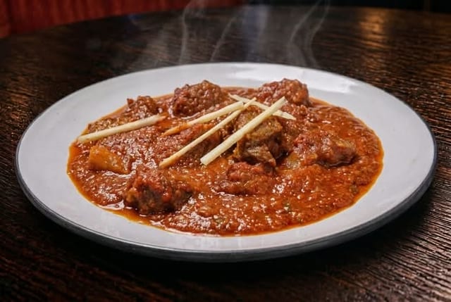 Lunch Lamb Vindaloo.
